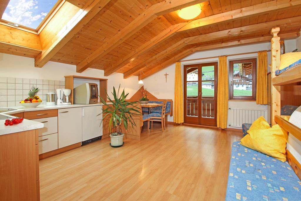 Obermairhof Lägenhet San Giacomo  Rum bild